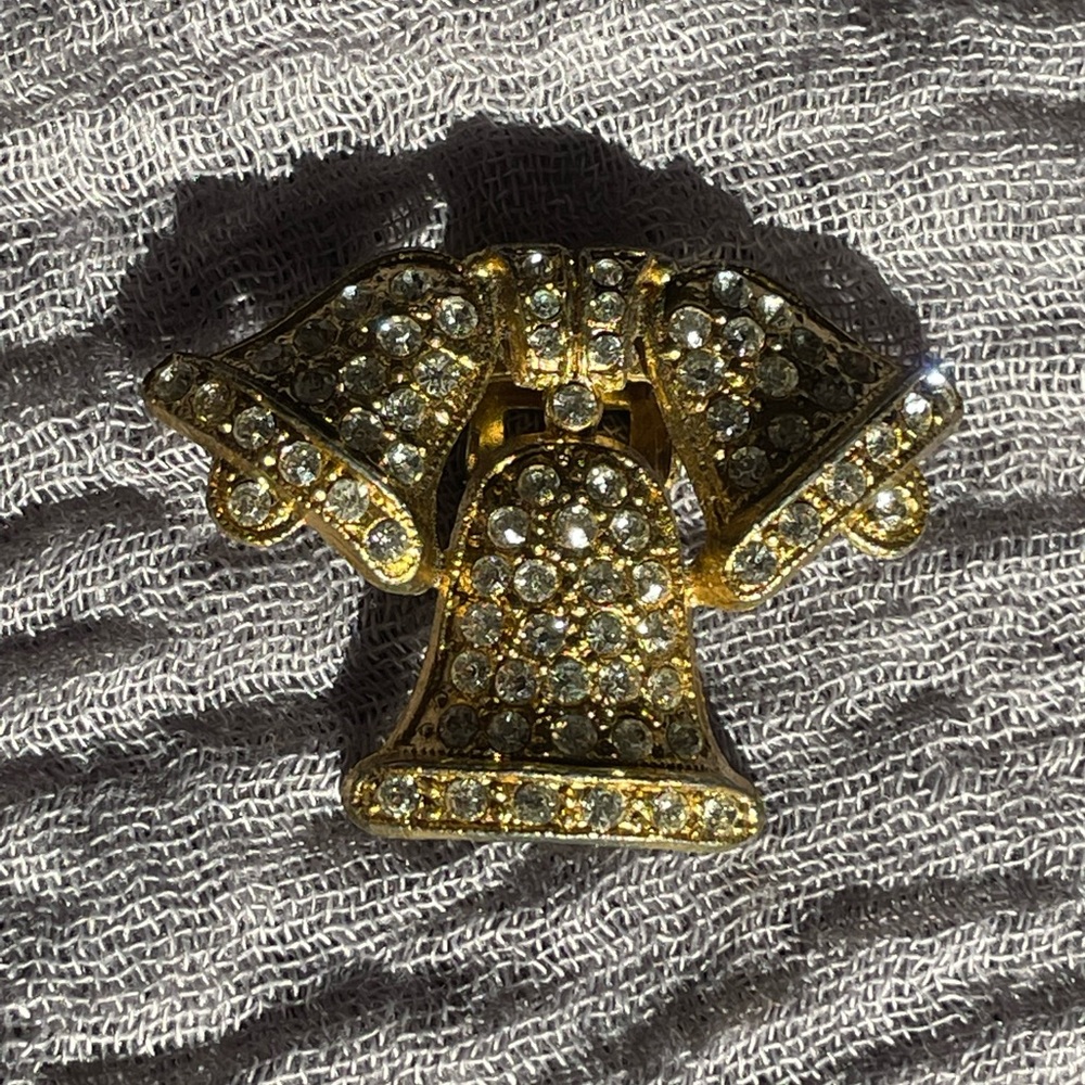 Vintage Little Nemo Rhinestone Bell Clip. Antique fur clip.